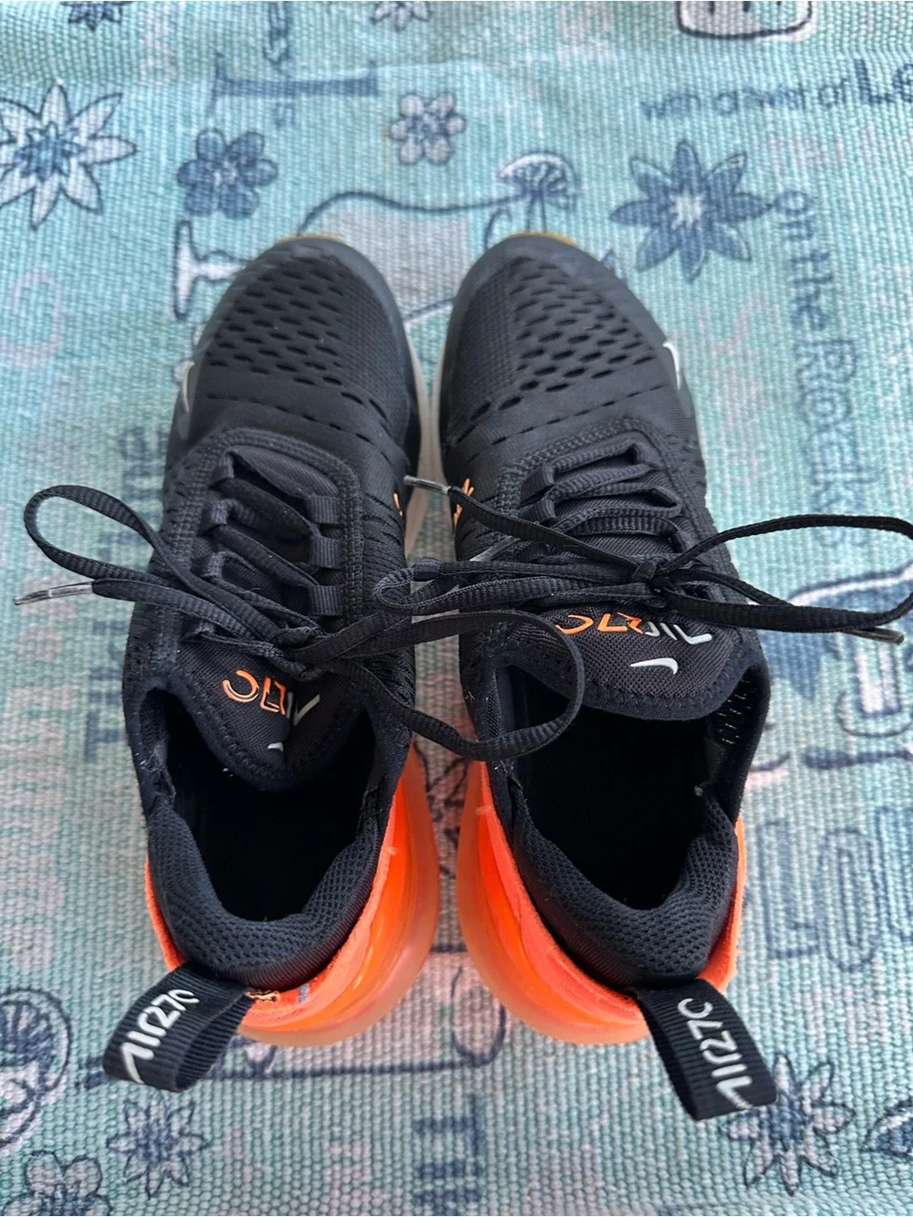 Nike Air Max 270 Kids Black and Orange Running Sneakers 👟 Size 4.5